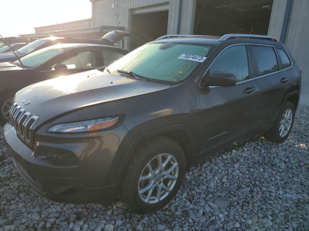 Изображение 1 2014 JEEP CHEROKEE LATITUDE 2014 с VIN 1C4PJMCS8EW180896