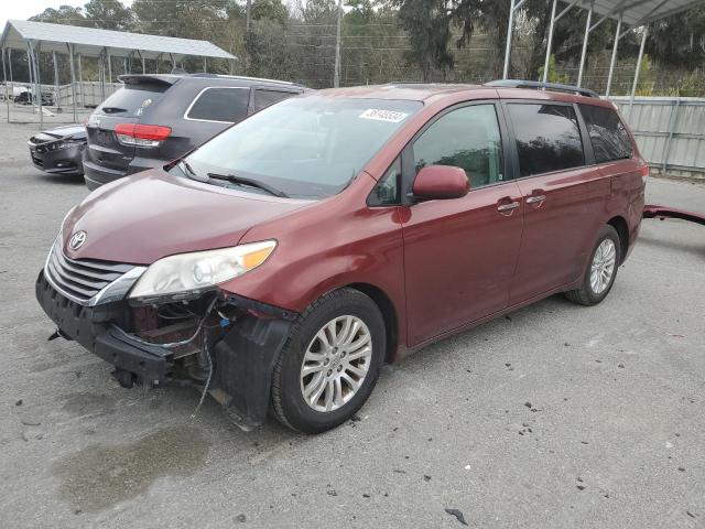 2014 TOYOTA SIENNA XLE 2014 image