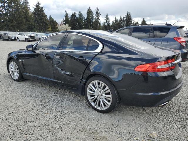 Obraz 2 z 2013 JAGUAR XF  2013 z VIN SAJWA0E73D8S69602
