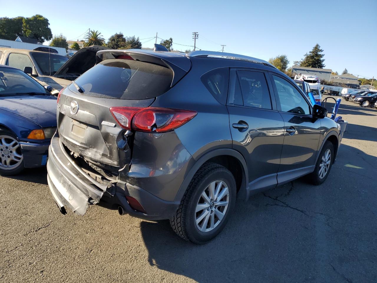 Image 3 of 2014 MAZDA CX-5 TOURING 2014 with VIN JM3KE2CY5E0402795