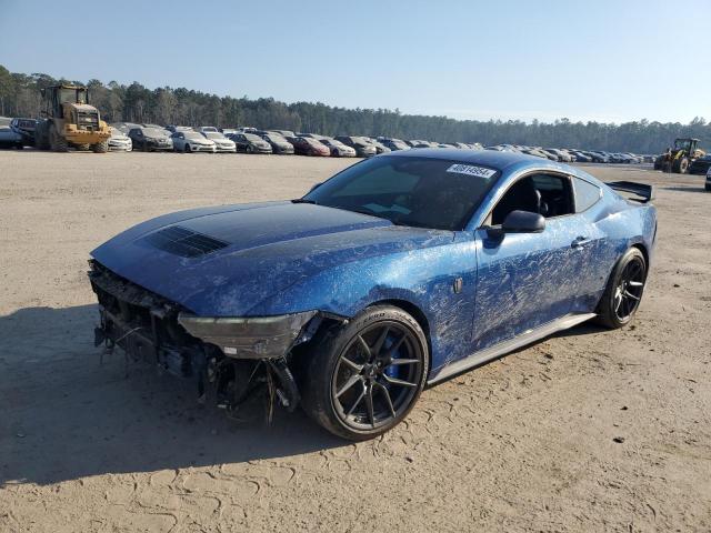 Obraz 1 z 2024 FORD MUSTANG DARK HORSE 2024 z VIN 1FA6P8R09R5501465