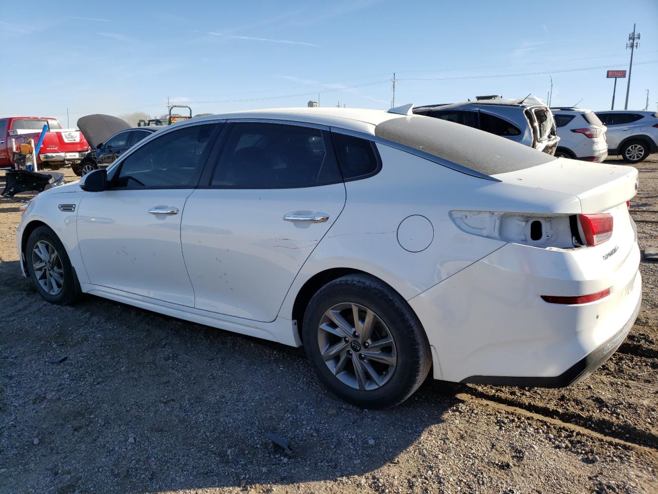 Изображение 2 2019 KIA OPTIMA LX 2019 с VIN 5XXGT4L37KG300008