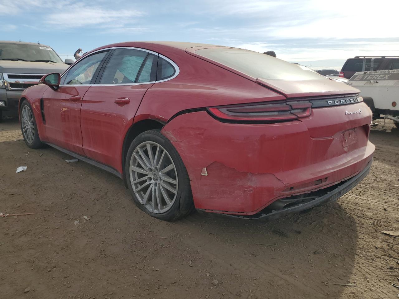Image 2 of 2018 PORSCHE PANAMERA 4S 2018 with VIN WP0AB2A71JL136319