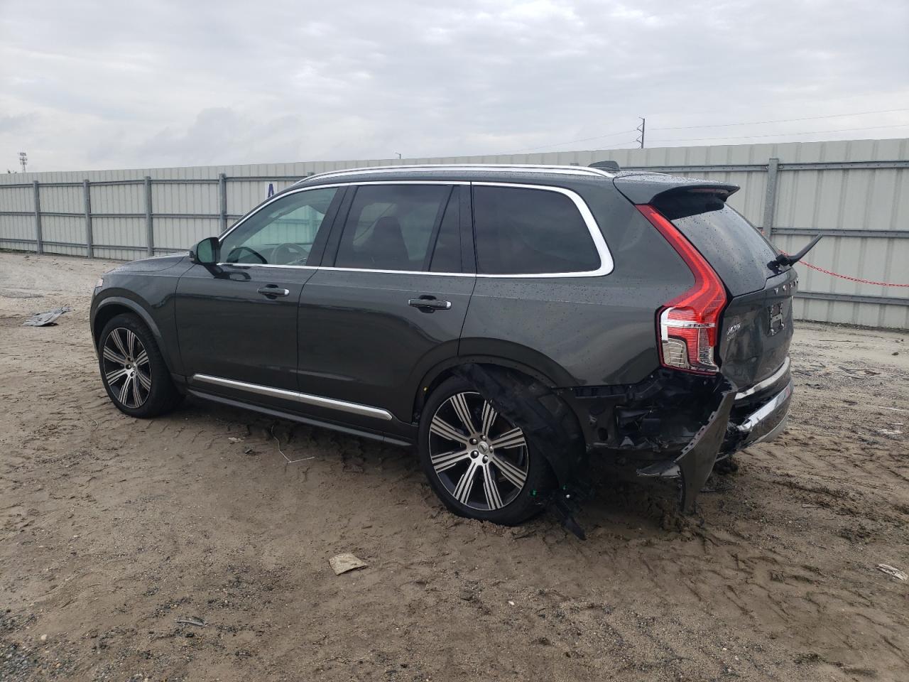 Image 2 of 2022 VOLVO XC90 T6 INSCRIPTION 2022 with VIN YV4A22PL4N1823992