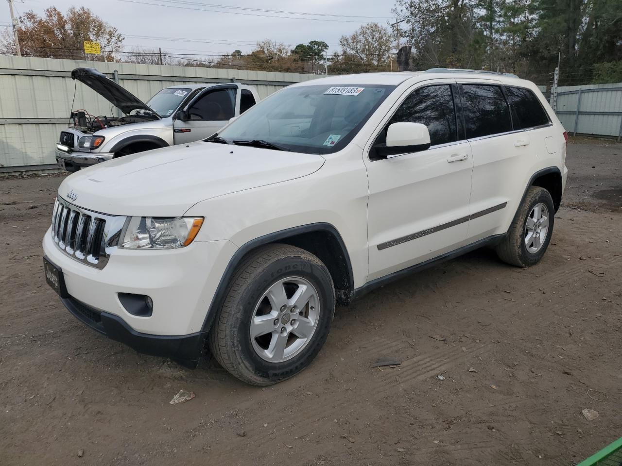 Obraz 2011 JEEP GRAND CHEROKEE LAREDO 2011