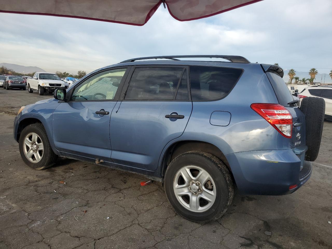 Image 2 of 2012 TOYOTA RAV4  2012 with VIN JTMKF4DV7C5045884