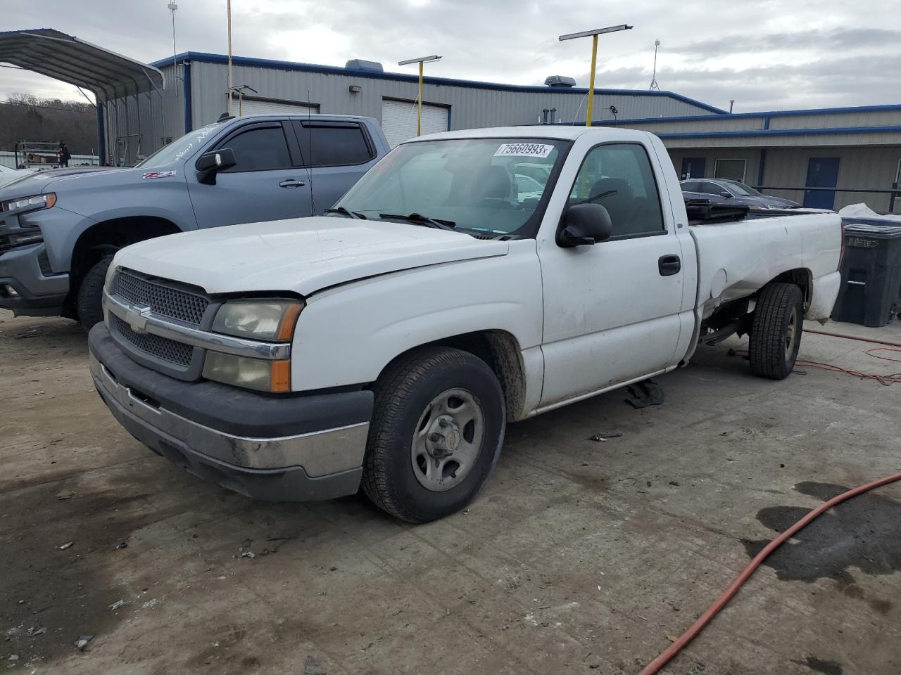 Изображение 1 2004 CHEVROLET SILVERADO C1500 2004 с VIN 1GCEC14XX4Z287973