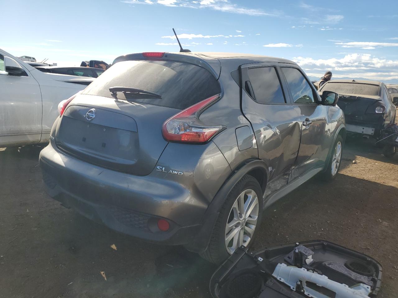 Изображение 3 2015 NISSAN JUKE S 2015 с VIN JN8AF5MV4FT552151