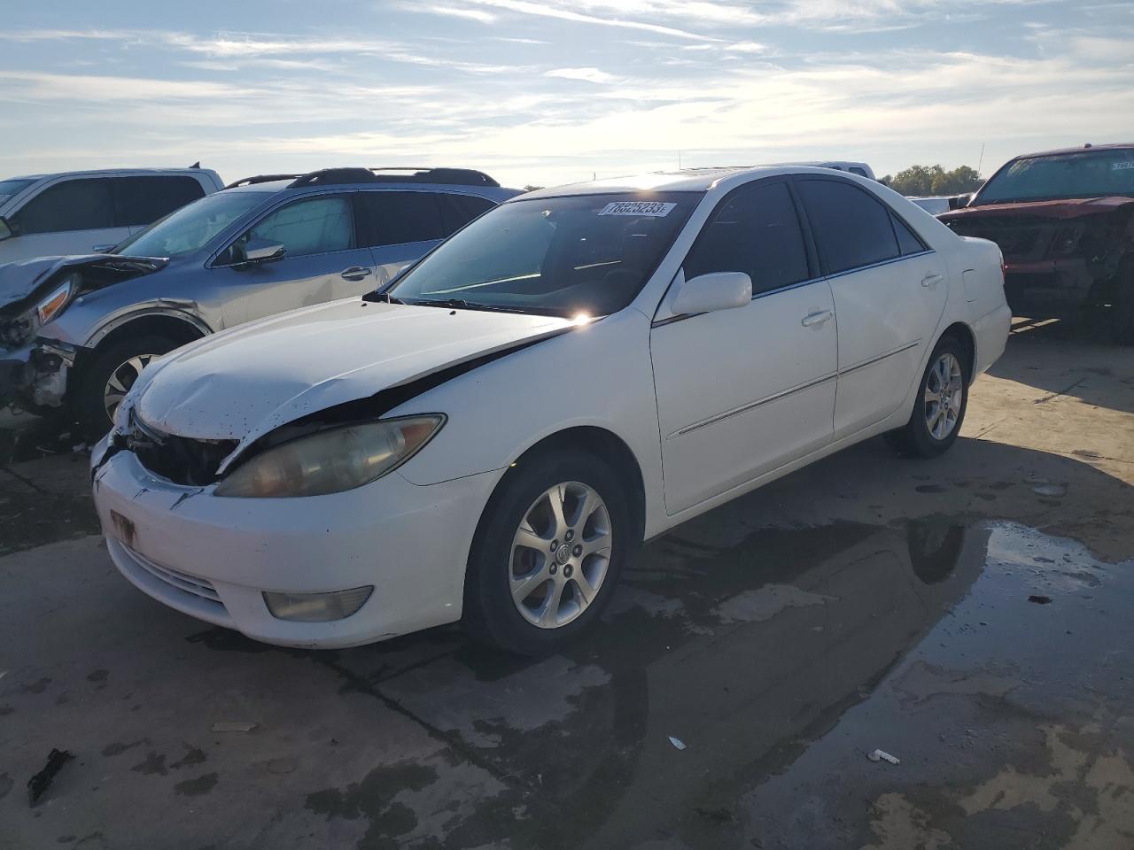 Image 1 of 2005 TOYOTA CAMRY LE 2005 with VIN 4T1BF32K35U084348