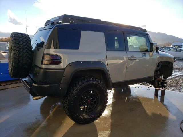 Image 3 of 2014 Toyota FJ Cruiser 2014 with VIN JTEBU4BF4EK180600