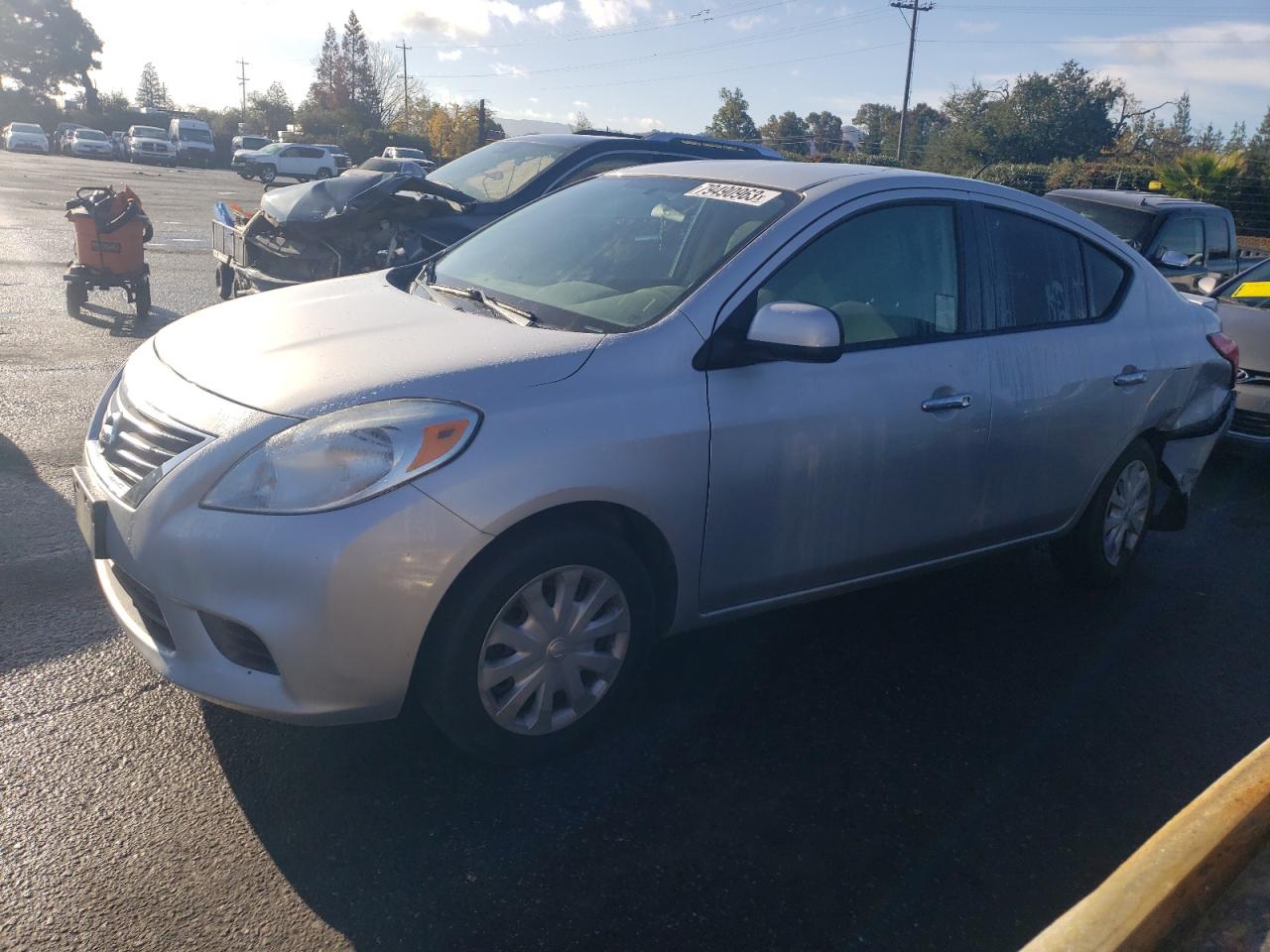 Изображение 1 2014 NISSAN VERSA S 2014 с VIN 3N1CN7AP2EL818541