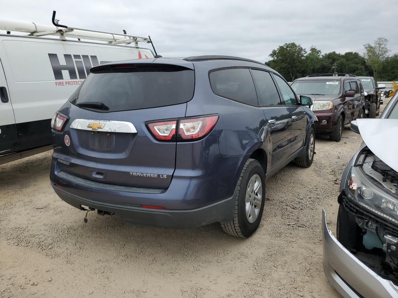 Изображение 3 Chevrolet Traverse Ls 2013 с VIN 1GNKRFED7DJ103663