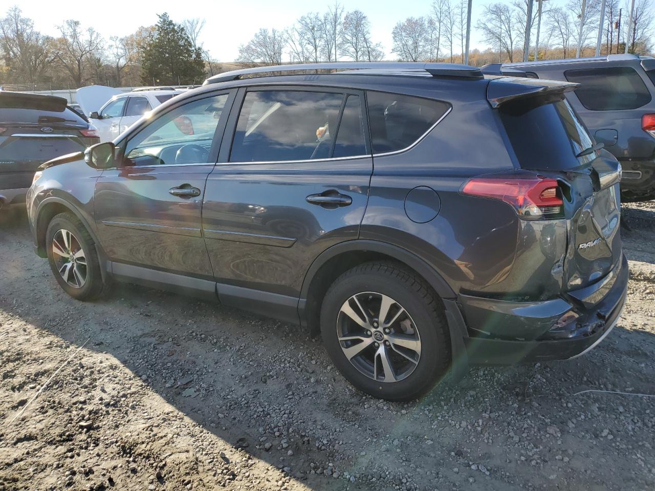 Image 2 of 2018 TOYOTA RAV4 ADVENTURE 2018 with VIN JTMRFREV8JJ731821