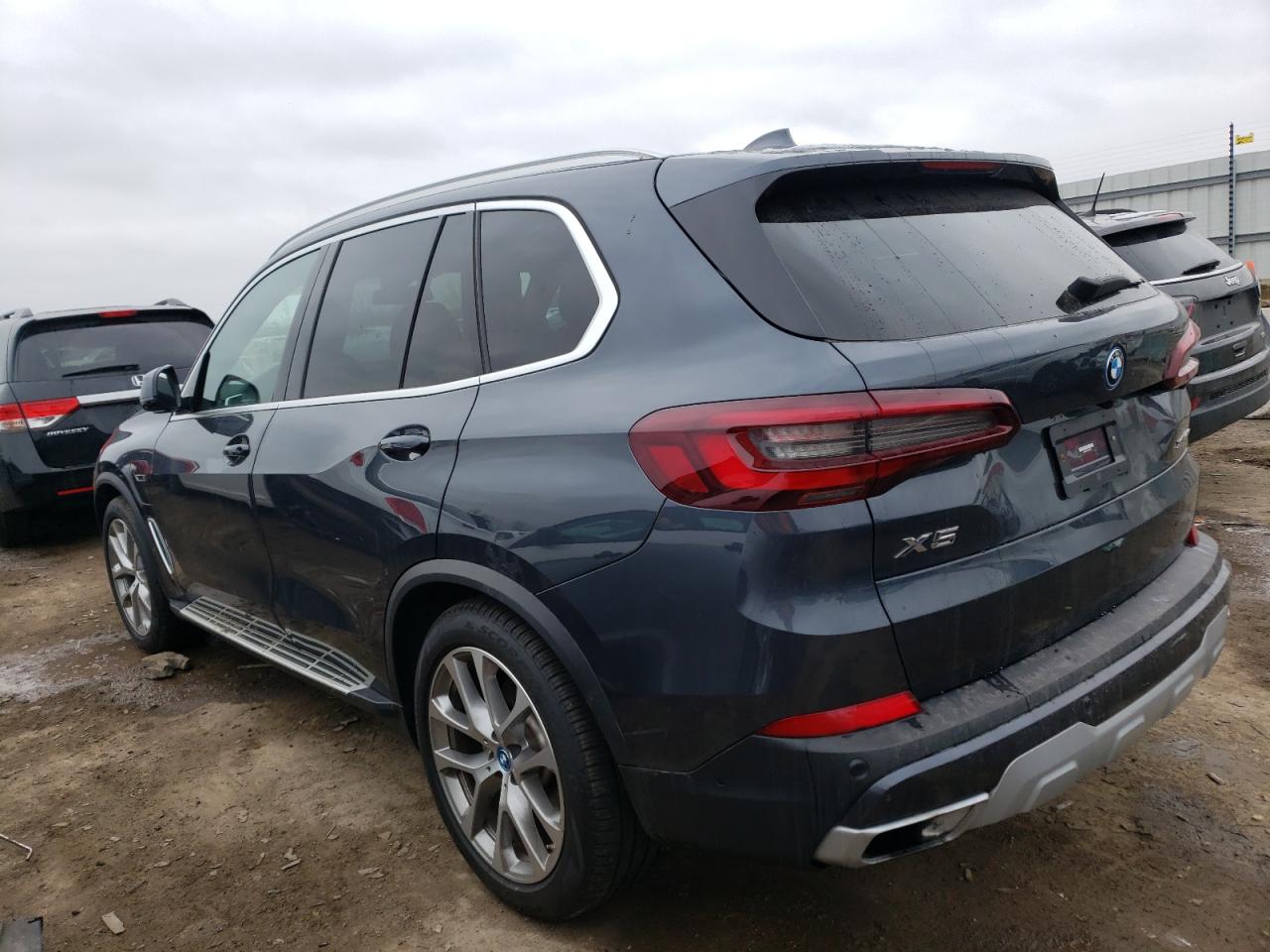 Изображение 2 2022 BMW X5 XDRIVE45E 2022 с VIN 5UXTA6C06N9L87826