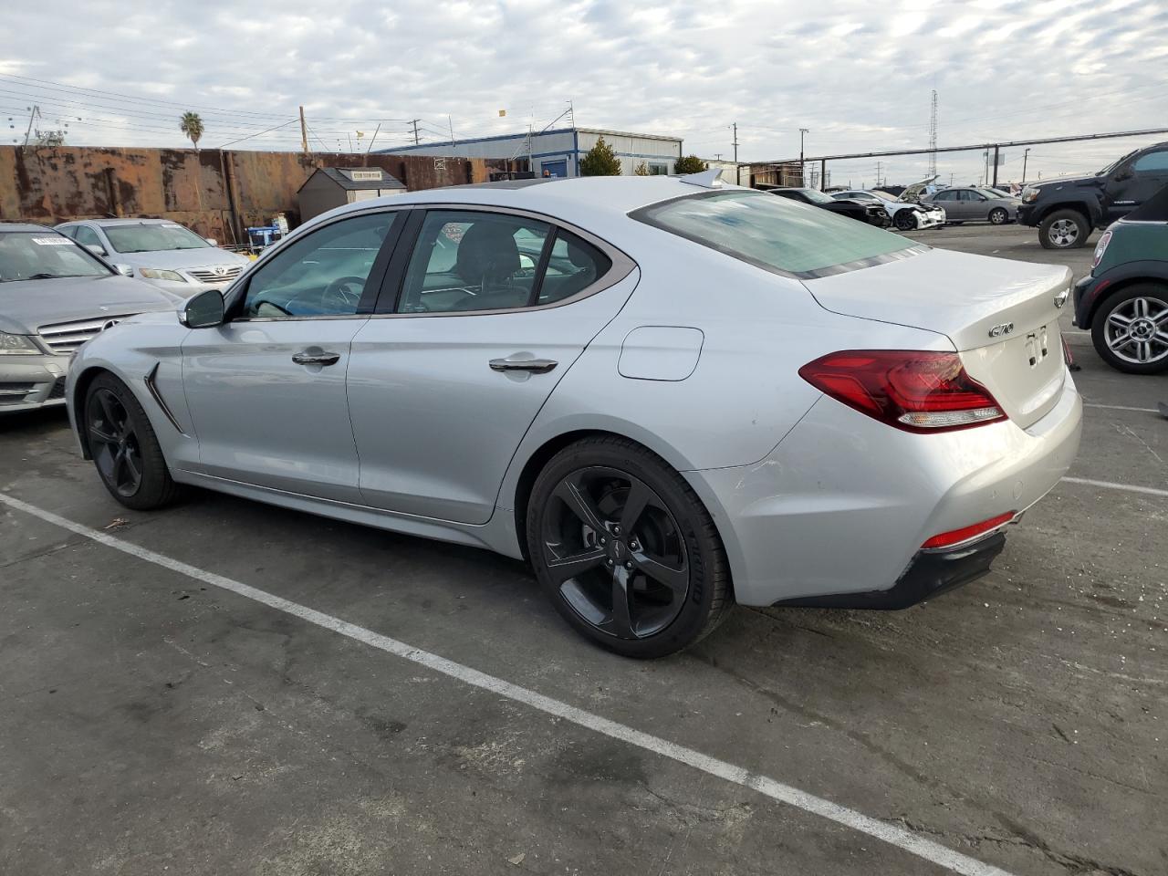 Изображение 2 2019 GENESIS G70 PRESTIGE 2019 с VIN KMTG44LA7KU017907
