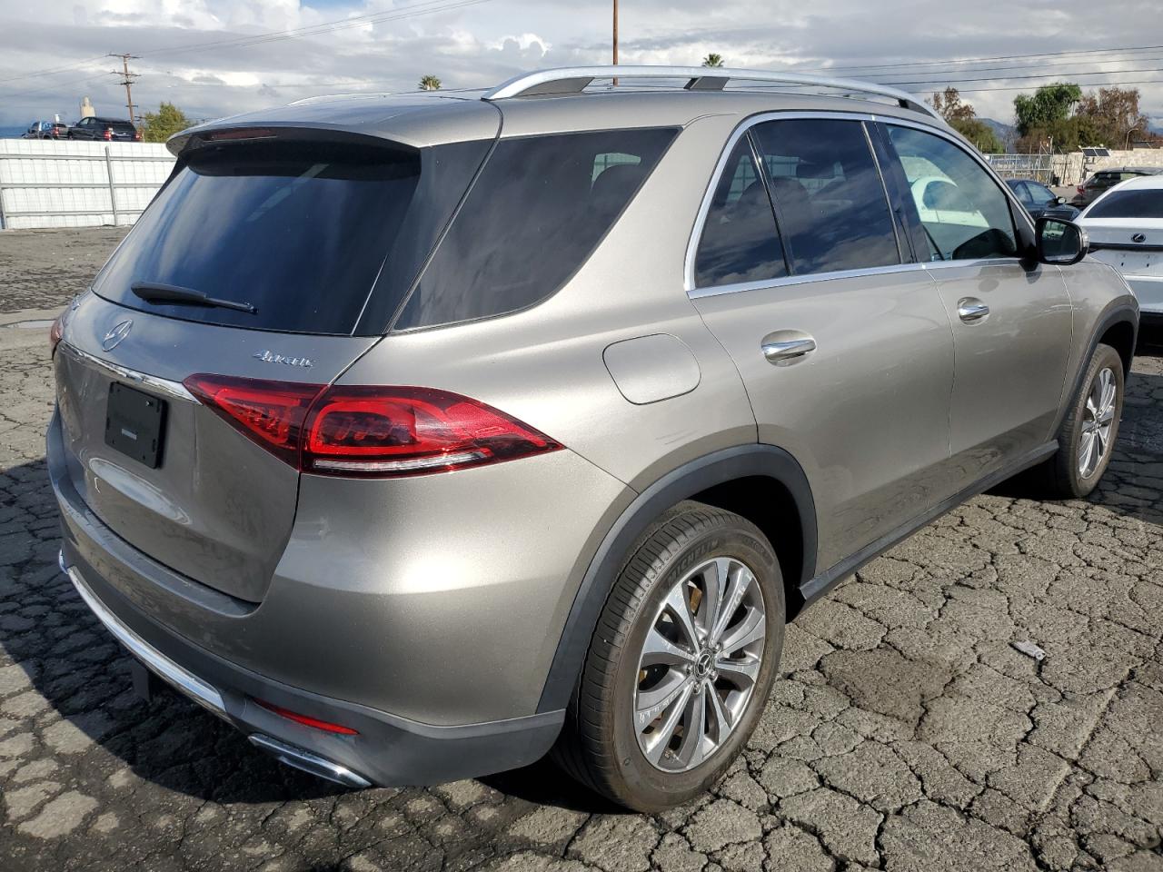 Image 3 of 2020 MERCEDES-BENZ GLE 350 4MATIC 2020 with VIN 4JGFB4KB8LA012899