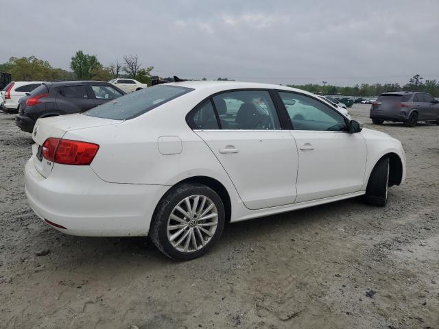 Image 3 of 2013 VOLKSWAGEN JETTA TDI 2013 with VIN 3VWLL7AJ0DM352158