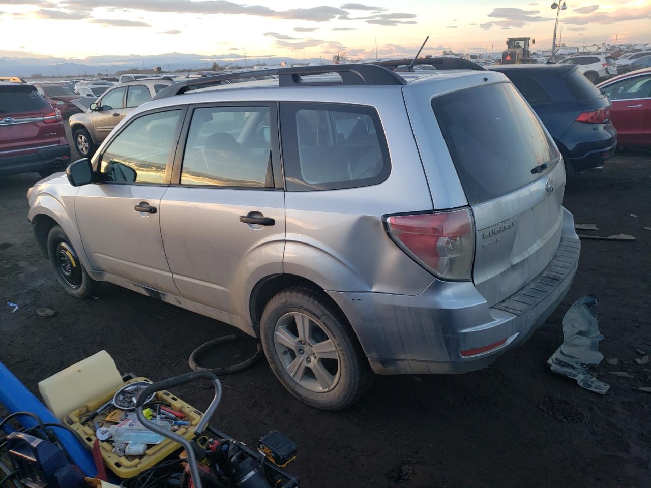 Image 2 of 2013 SUBARU FORESTER 2.5X 2013 with VIN JF2SHABC4DH416933