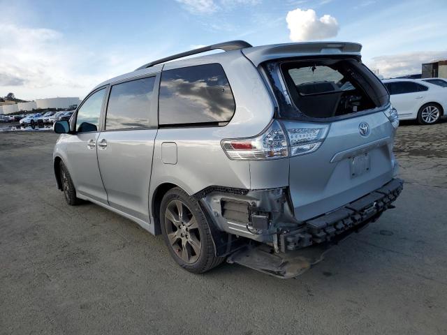 Obraz 2 z 2016 TOYOTA SIENNA SE 2016 z VIN 5TDXK3DC7GS722927