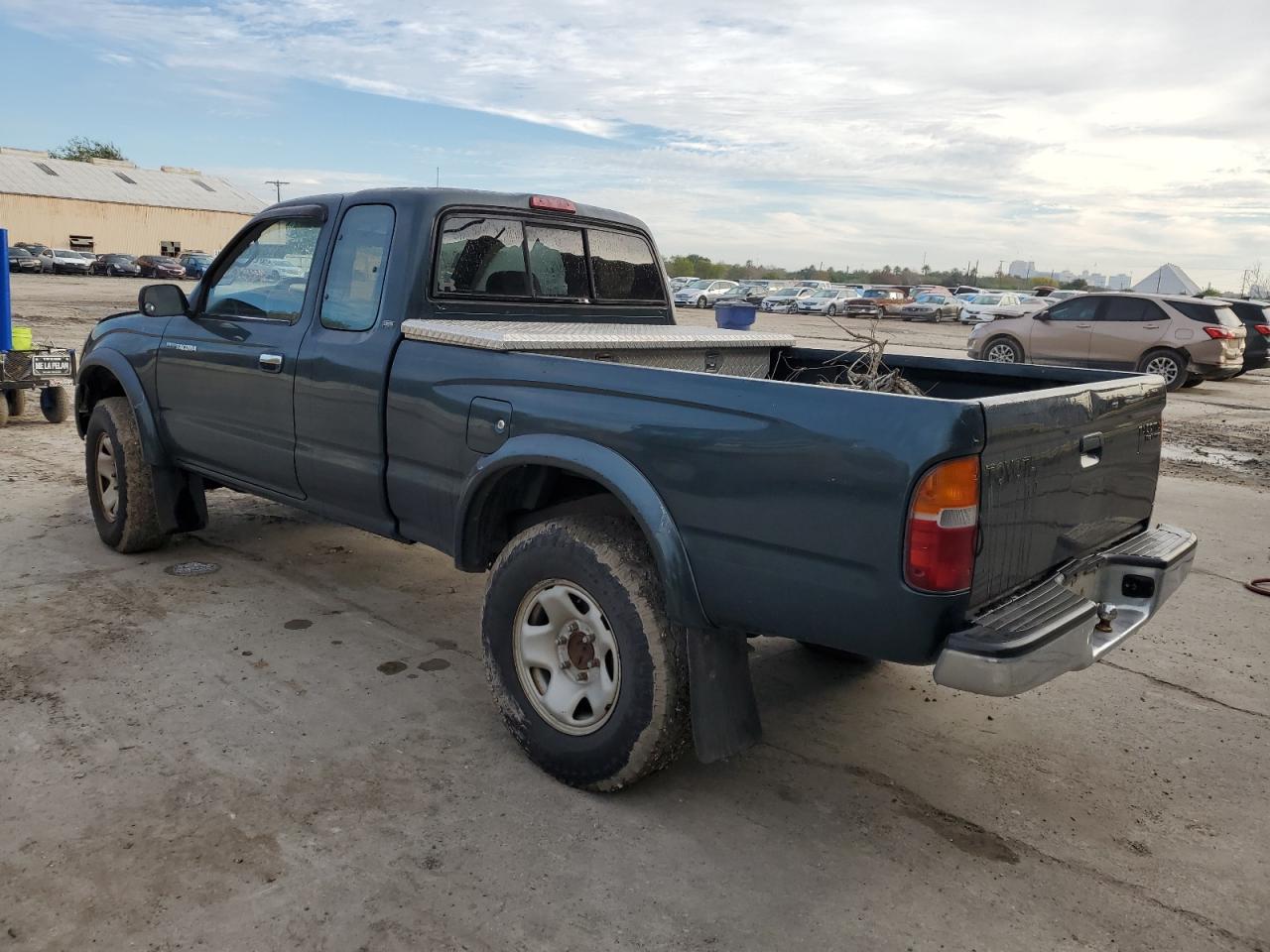 Изображение 2 1998 TOYOTA TACOMA XTRACAB PRERUNNER 1998 с VIN 4TASM92N1WZ138298