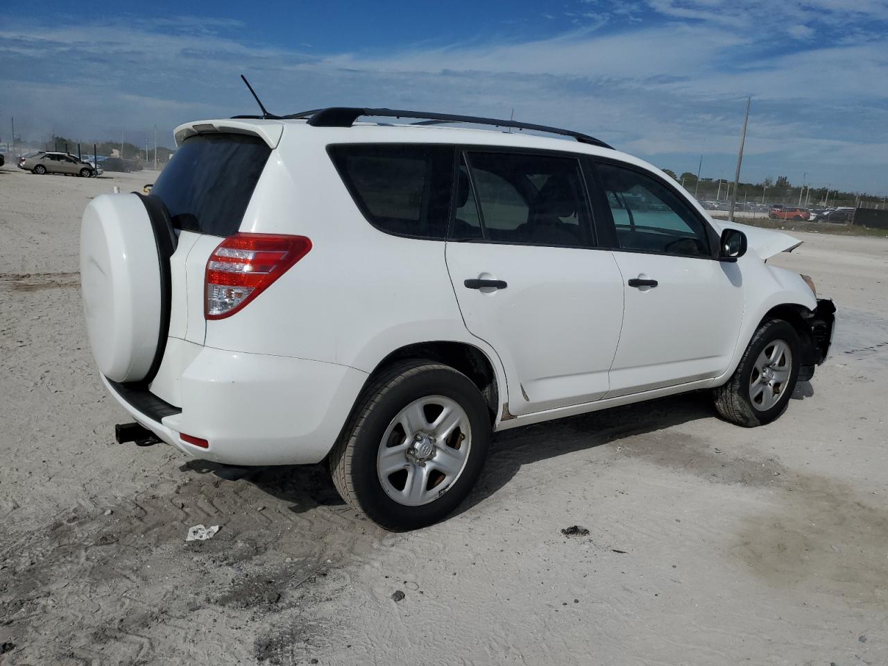 Image 3 of 2011 TOYOTA RAV4  2011 with VIN 2T3ZF4DV8BW087020
