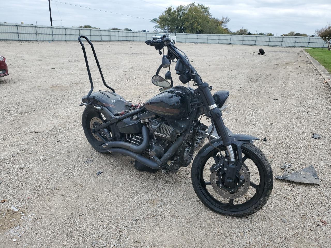 Image 1 of 2016 HARLEY-DAVIDSON FXSE  2016 with VIN 1HD1TG923GB964999