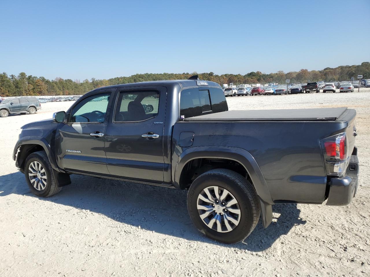 Obraz 2 z Toyota Tacoma Double Cab 2023 z VIN 3TMGZ5AN6PM597111
