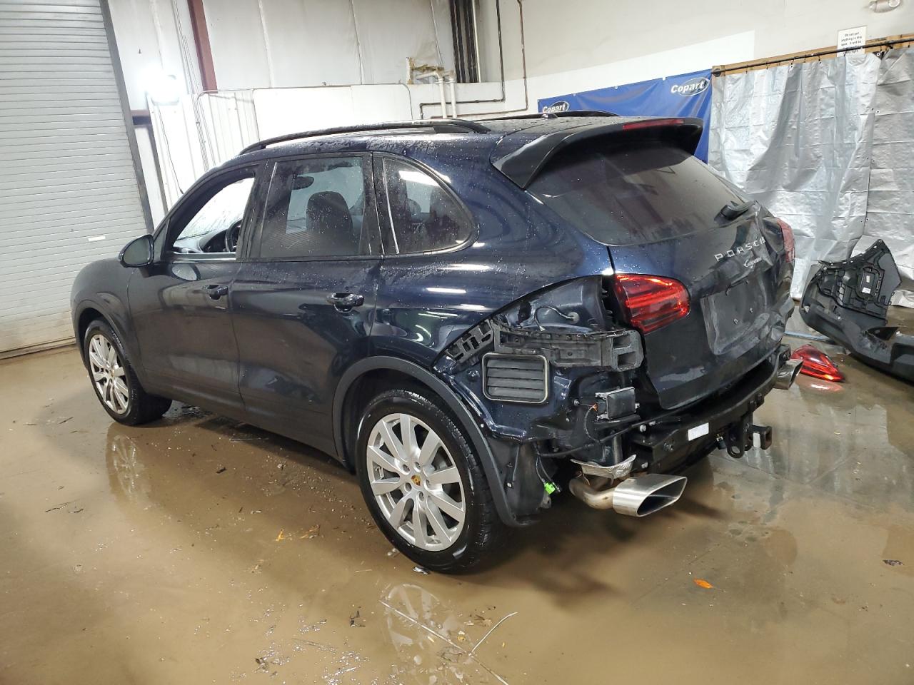 Obraz 2 z 2016 PORSCHE CAYENNE  2016 z VIN WP1AF2A24GKA45549