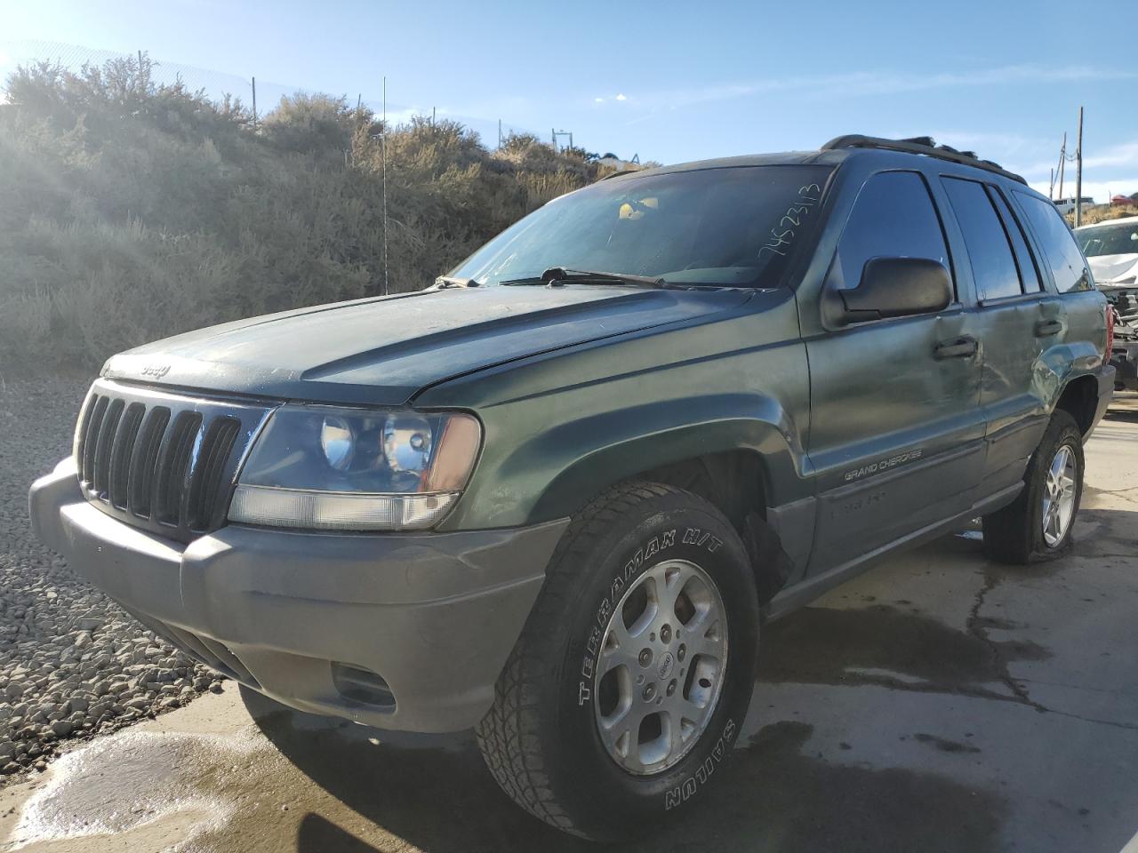 Image 1 of 2000 JEEP GRAND CHEROKEE LAREDO 2000 with VIN 1J4GW48N5YC282810