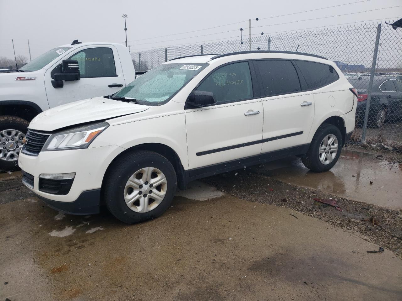Изображение 1 Chevrolet Traverse Ls 2014 с VIN 1GNKRFED4EJ202250