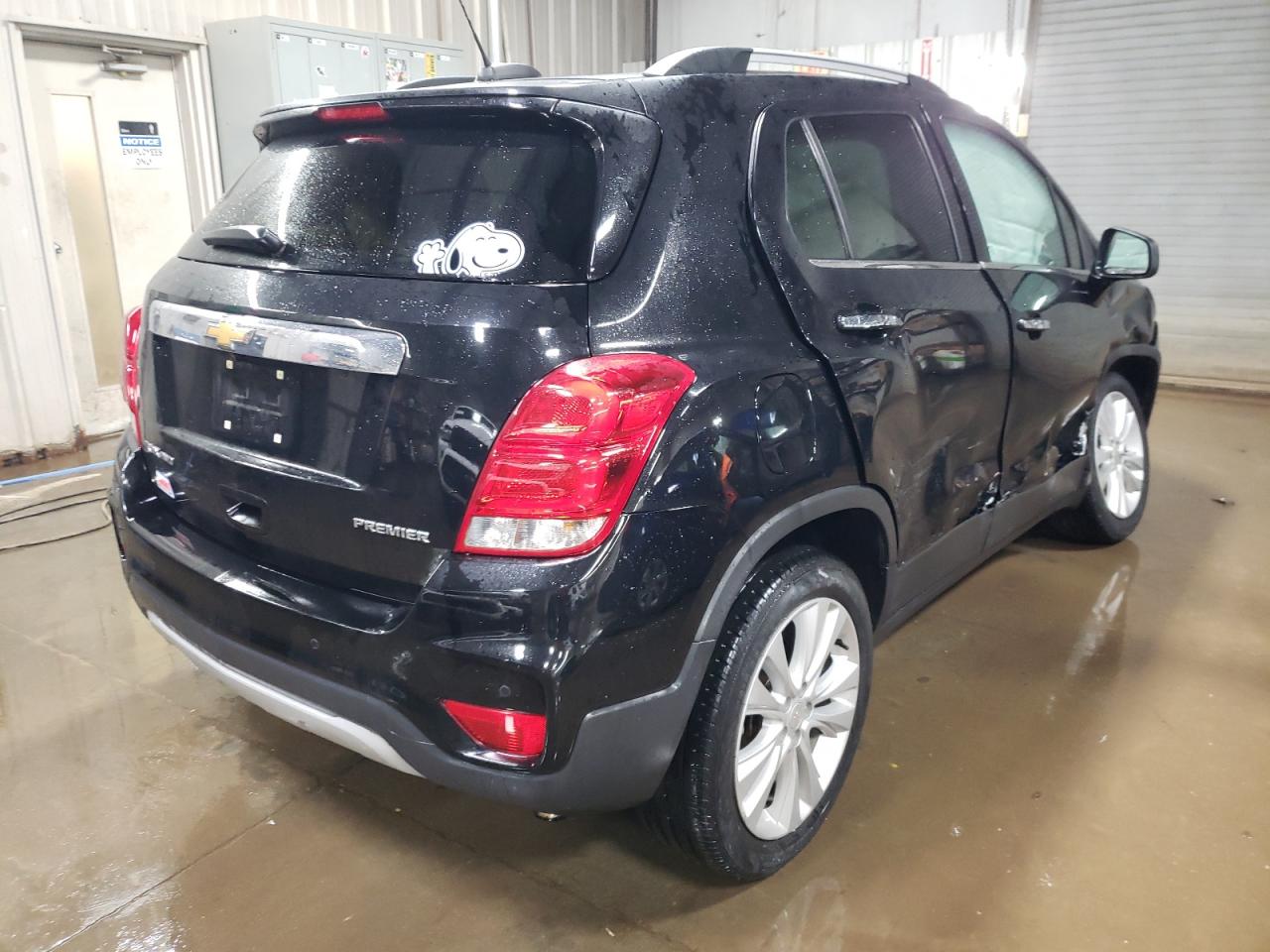 Image 3 of 2019 CHEVROLET TRAX PREMIER 2019 with VIN 3GNCJRSB2KL129559