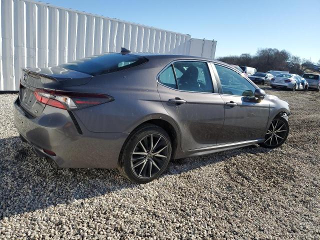 Obraz 3 z 2021 TOYOTA CAMRY SE 2021 z VIN 4T1G11AK6MU586389