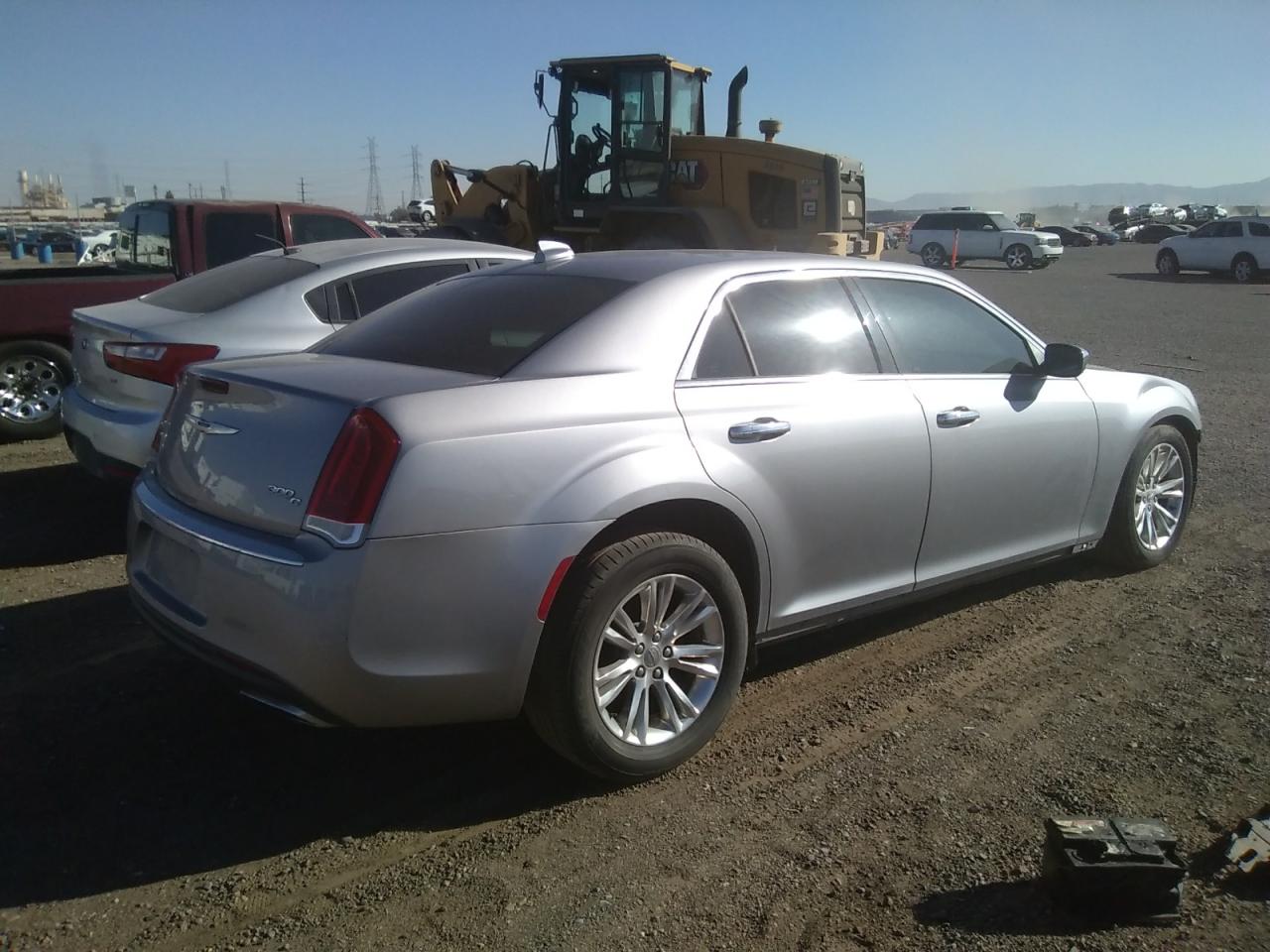 Изображение 3 2016 CHRYSLER 300C  2016 с VIN 2C3CCAEG3GH151599