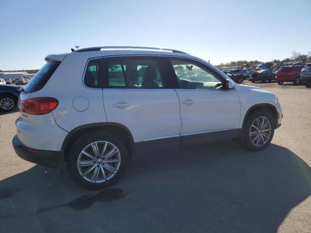Obraz 3 z 2013 VOLKSWAGEN TIGUAN S 2013 z VIN WVGBV3AX9DW590561