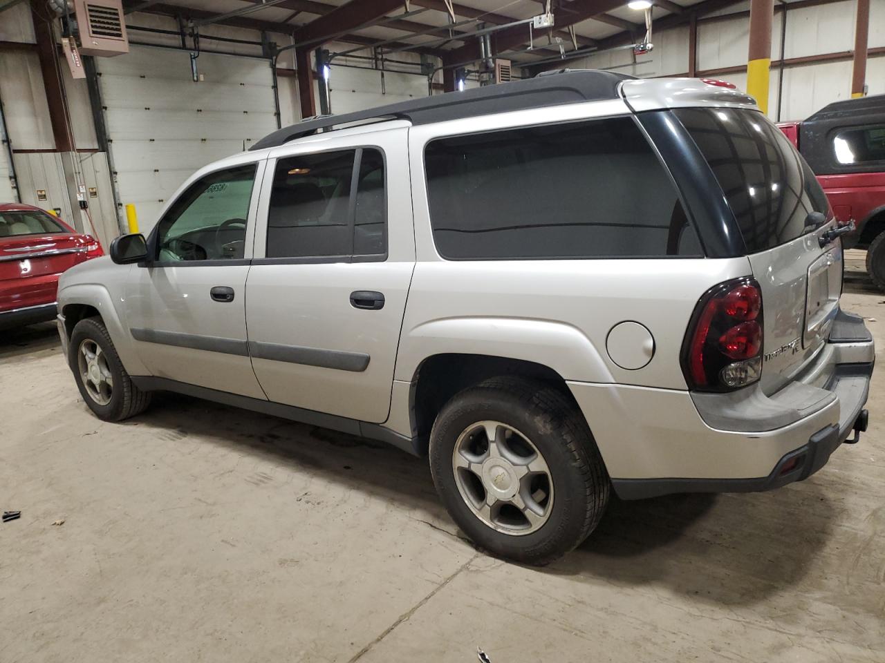 Изображение 2 2005 CHEVROLET TRAILBLAZER EXT LS 2005 с VIN 1GNET16SX56197797