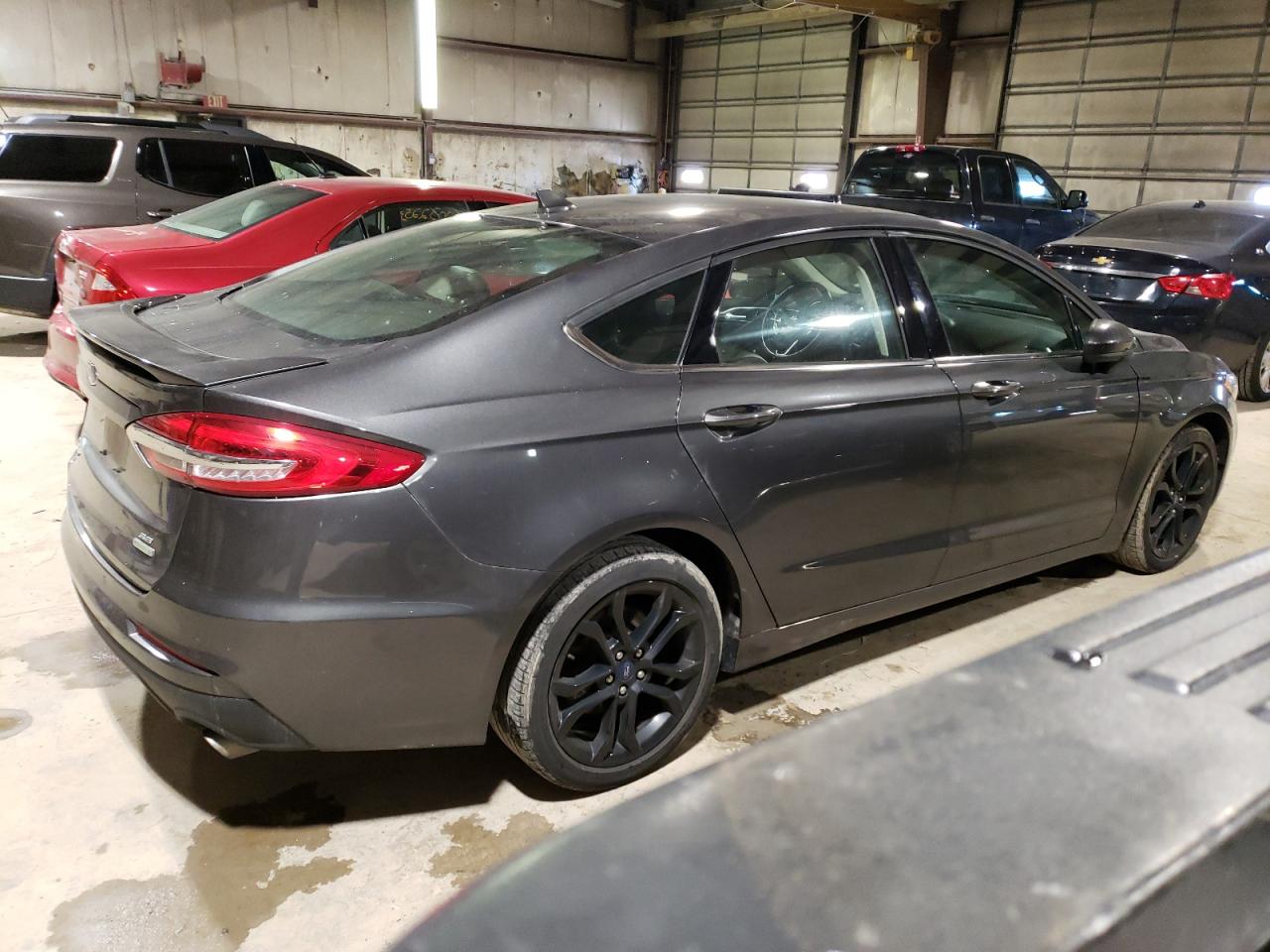 Изображение 3 2019 FORD FUSION SE 2019 с VIN 3FA6P0HD8KR164862