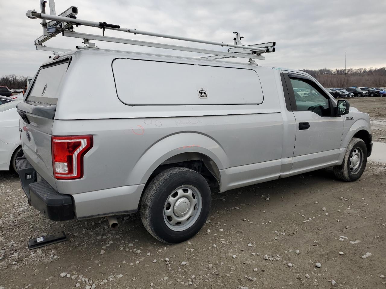 Obraz 3 z 2017 FORD F150  2017 z VIN 1FTMF1C86HKC67862