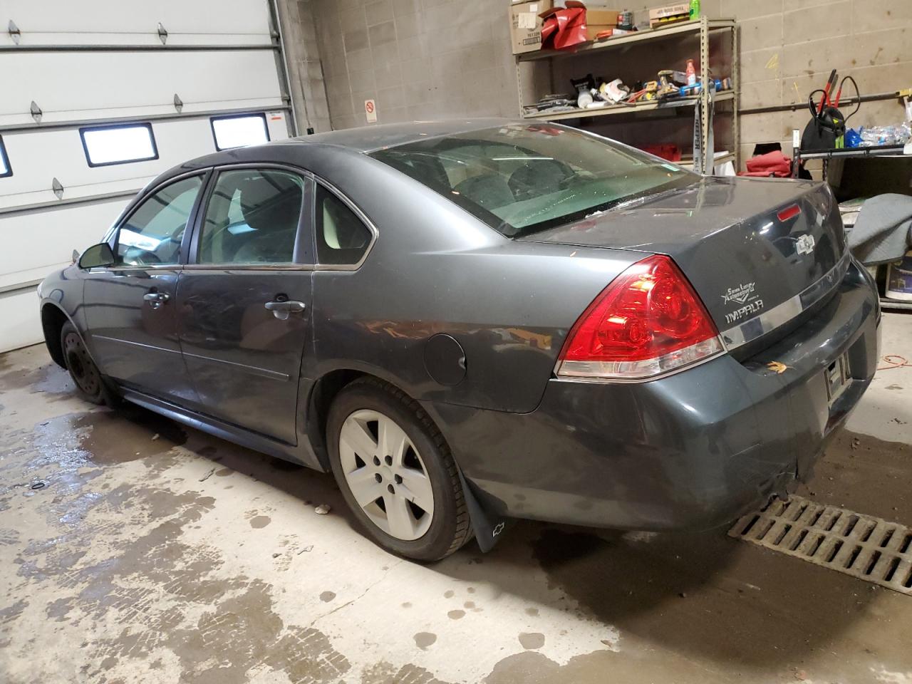 Изображение 2 2011 CHEVROLET IMPALA LS 2011 с VIN 2G1WF5EK1B1179214