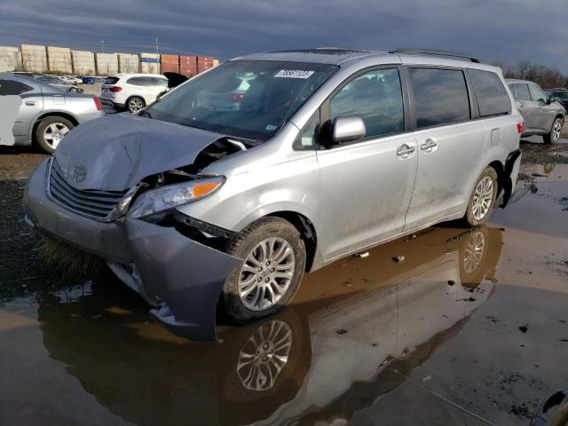 Obraz 2015 TOYOTA SIENNA XLE 2015