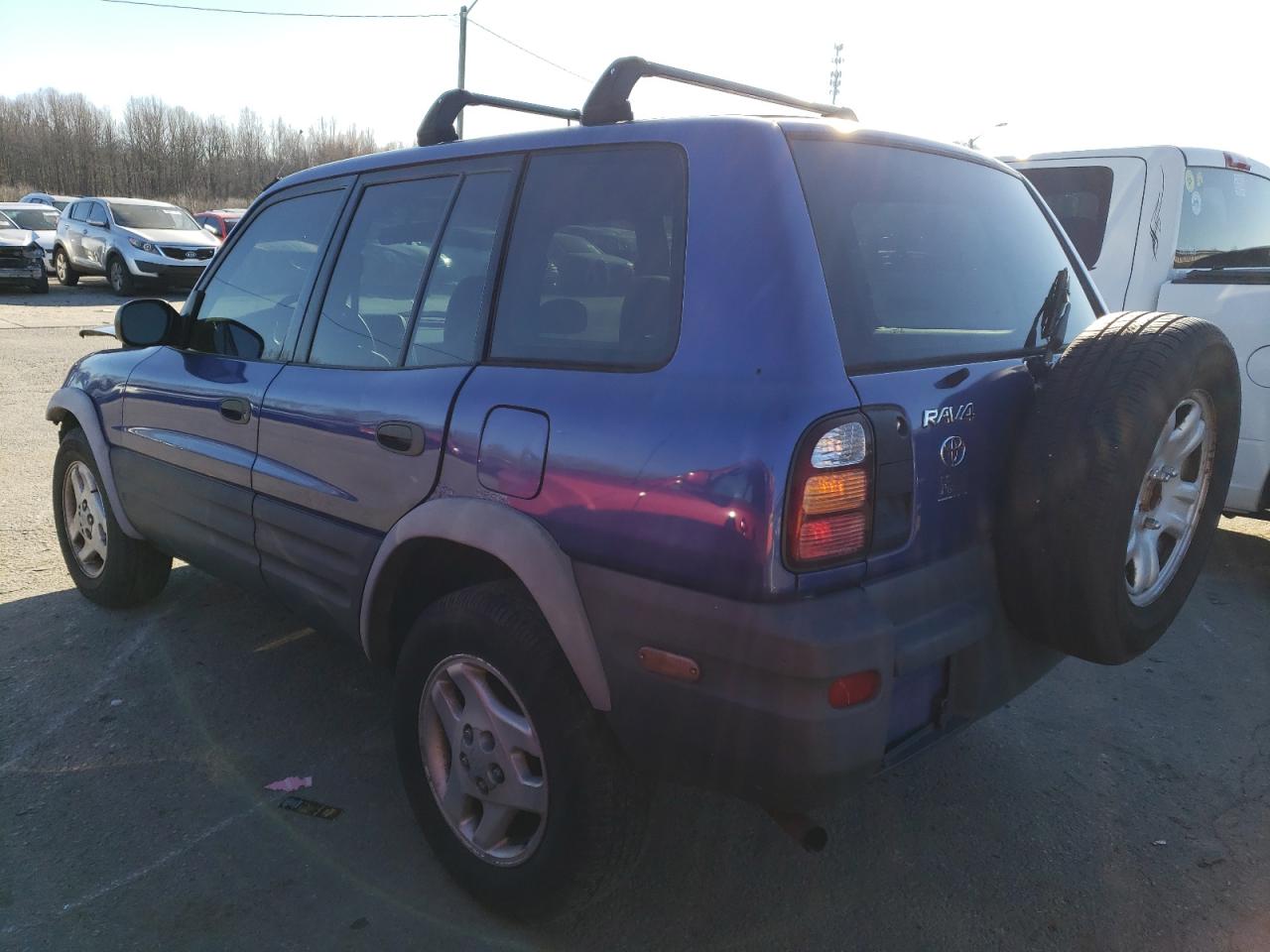 Obraz 2 z 1999 TOYOTA RAV4  1999 z VIN JT3HP10V7X0219536