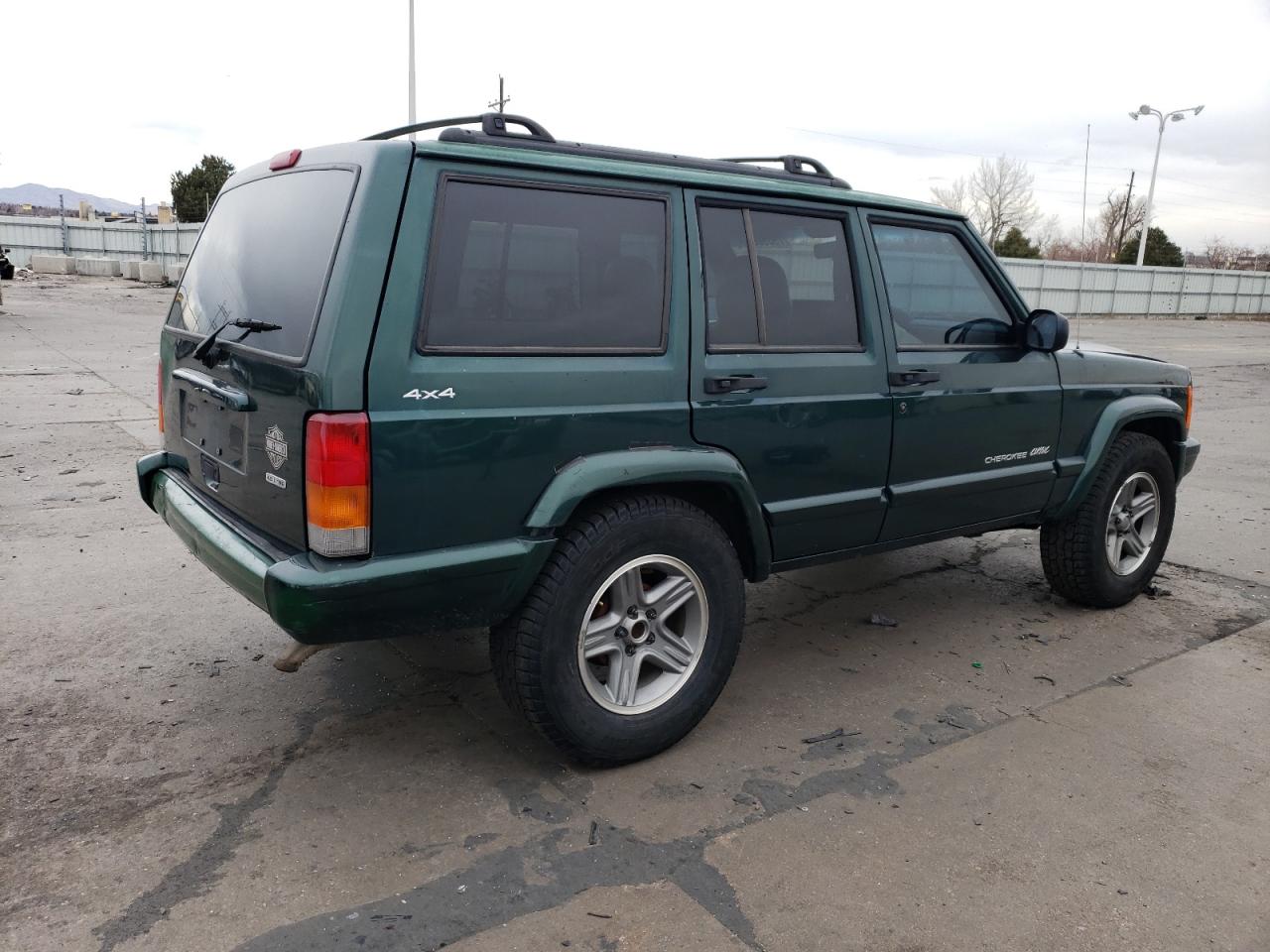 Image 3 of 2000 JEEP CHEROKEE CLASSIC 2000 with VIN 1J4FF58S7YL227928
