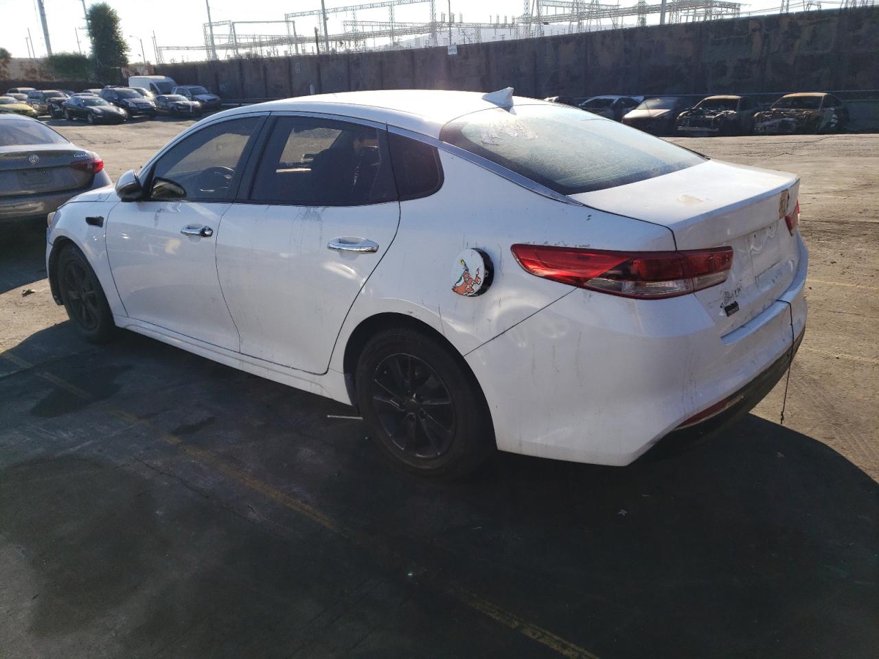 Obraz 2 z 2018 KIA OPTIMA LX 2018 z VIN 5XXGT4L31JG206706