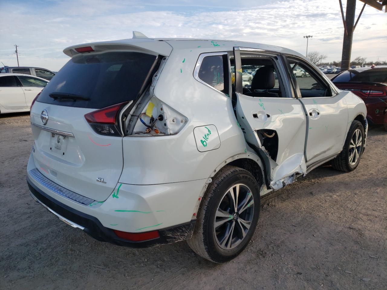 Image 3 of 2017 NISSAN ROGUE S 2017 with VIN 5N1AT2MT4HC751376