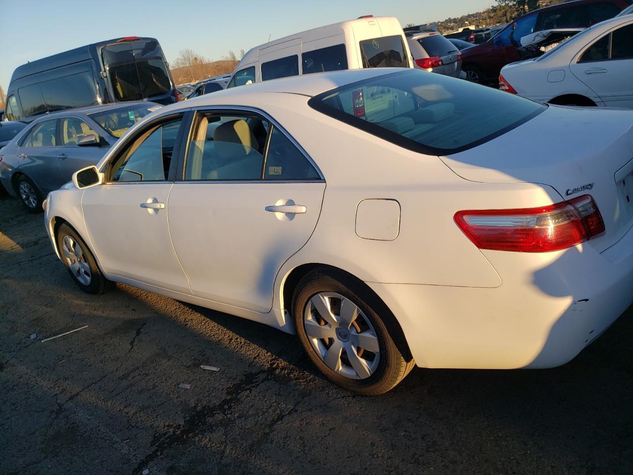 Изображение 2 2007 TOYOTA CAMRY CE 2007 с VIN 4T1BE46K07U726918