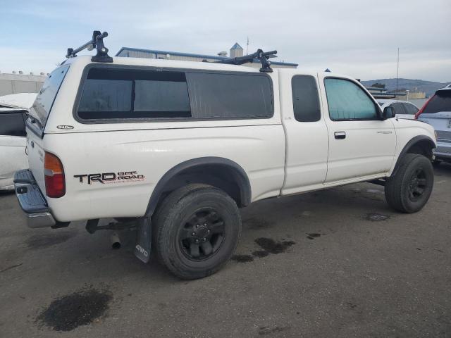 Image 3 of 2000 TOYOTA TACOMA XTRACAB 2000 with VIN 5TEWN72N6YZ716717