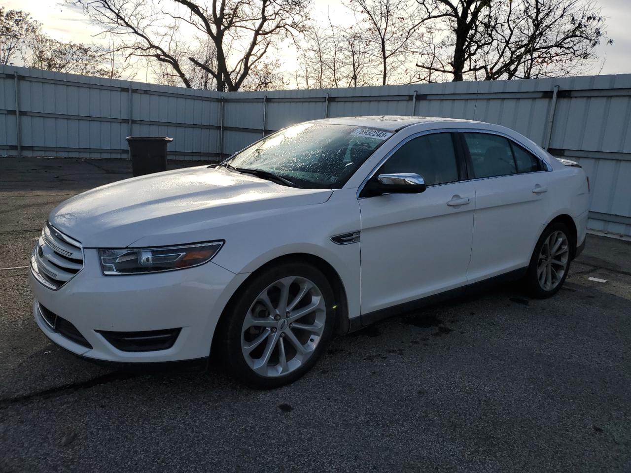 2016 FORD TAURUS LIMITED 2016 image