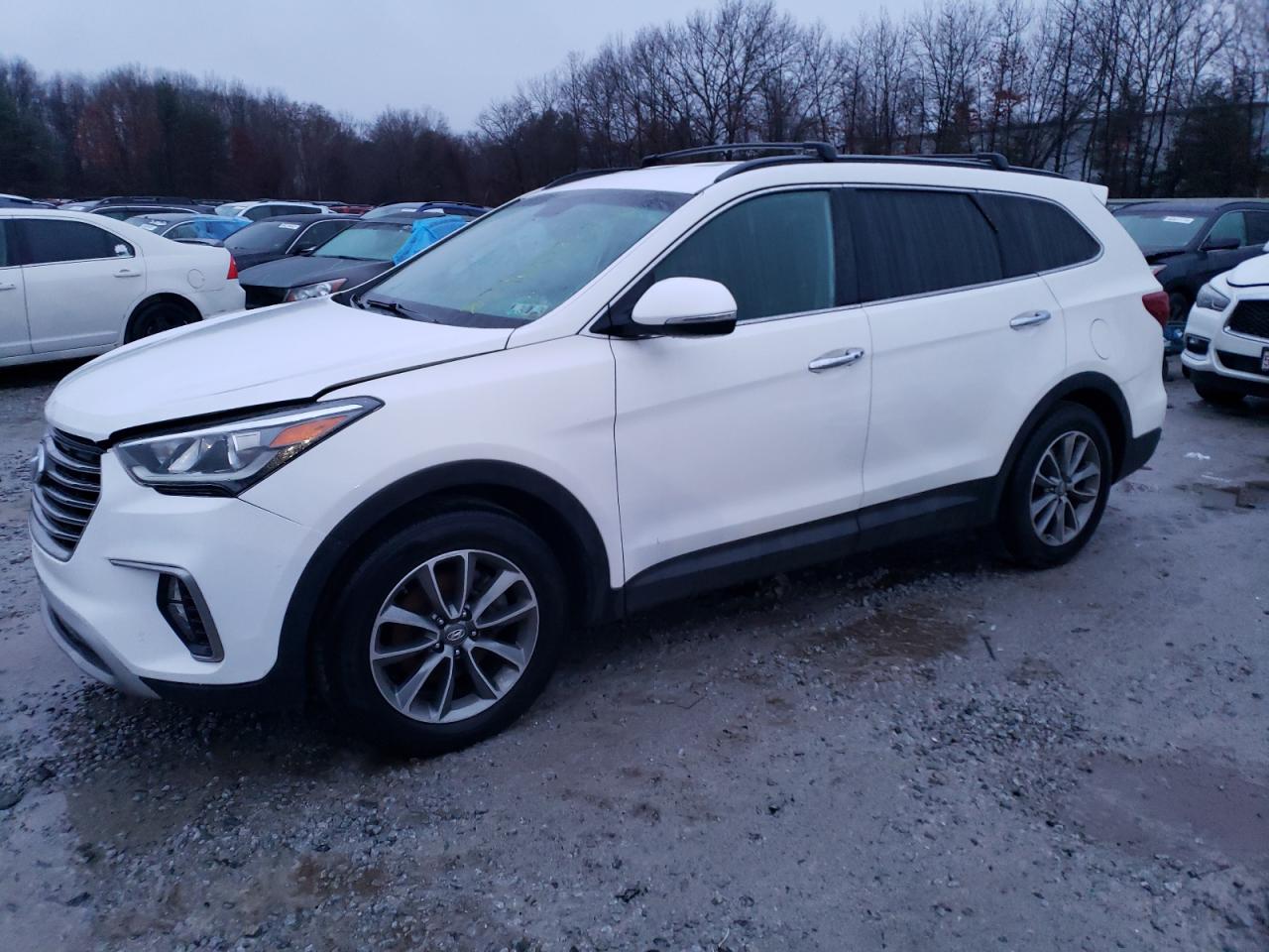 Image 1 of 2018 HYUNDAI SANTA FE SE 2018 with VIN KM8SNDHF7JU287188