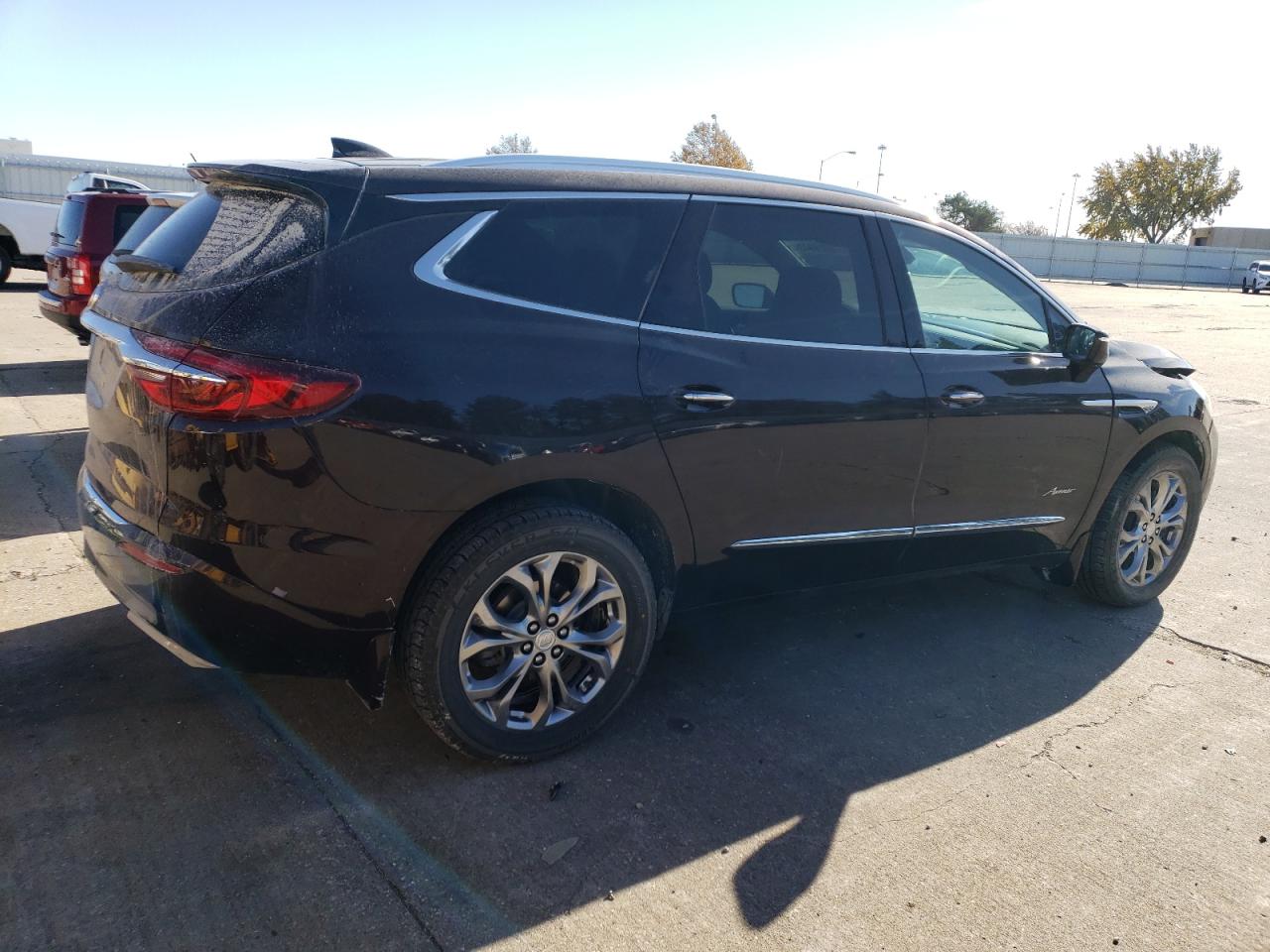 Image 3 of 2021 BUICK ENCLAVE AVENIR 2021 with VIN 5GAEVCKW2MJ188080