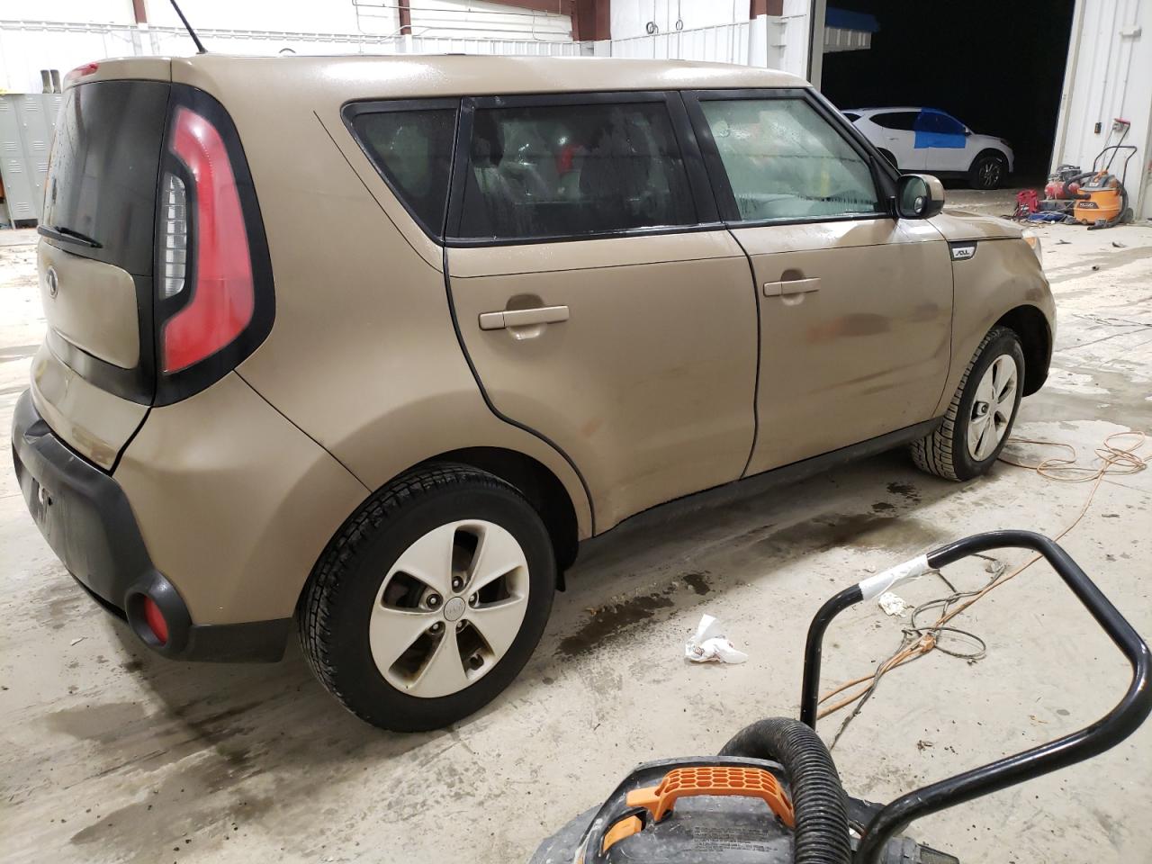 Изображение 3 2015 KIA SOUL  2015 с VIN KNDJN2A2XF7175681
