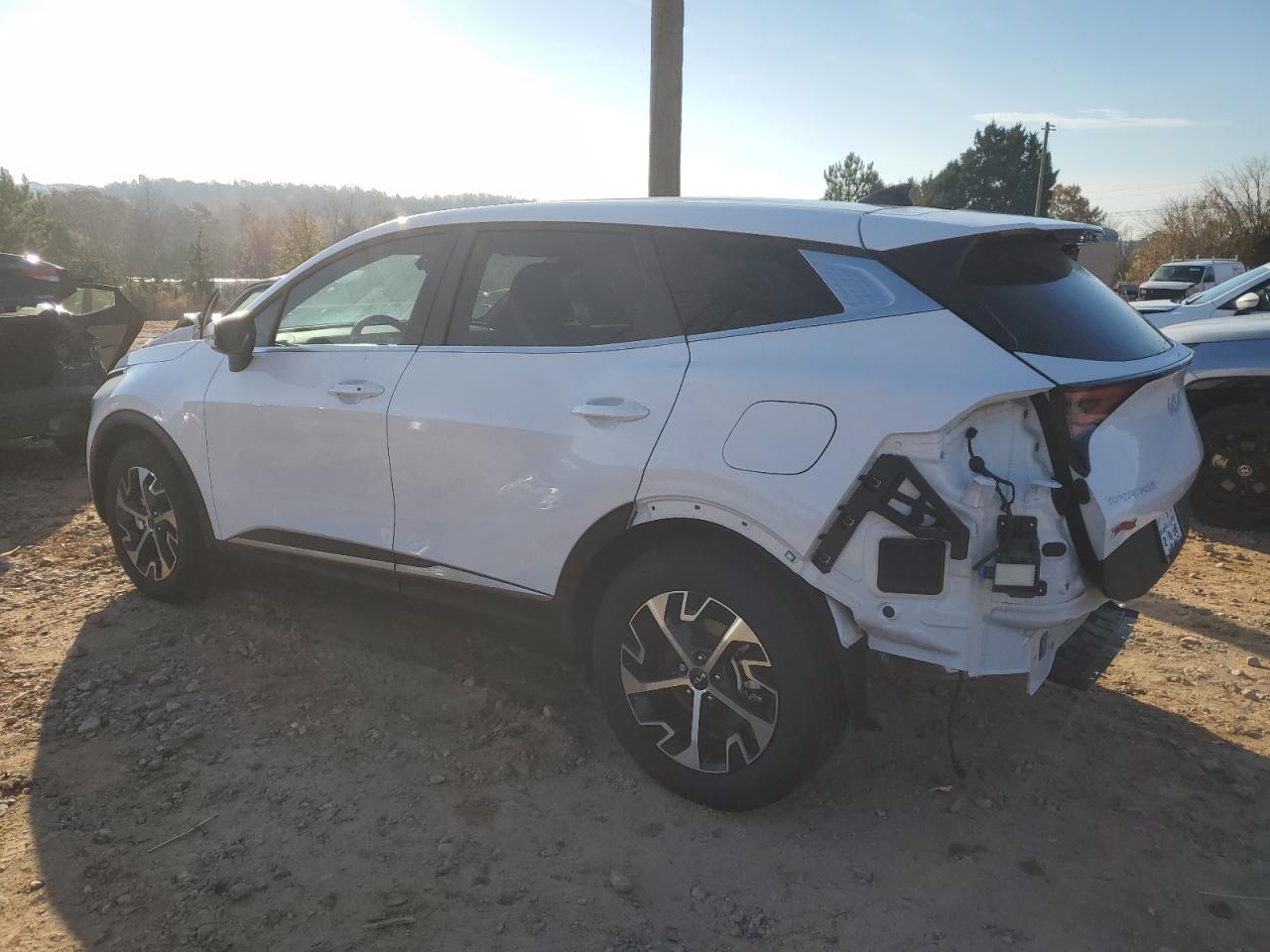 Image 2 of 2023 KIA SPORTAGE EX 2023 with VIN 5XYK33AF7PG137719